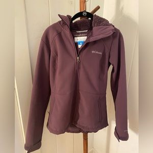 Columbia Omnishield windproof water-resistant stretch jacket